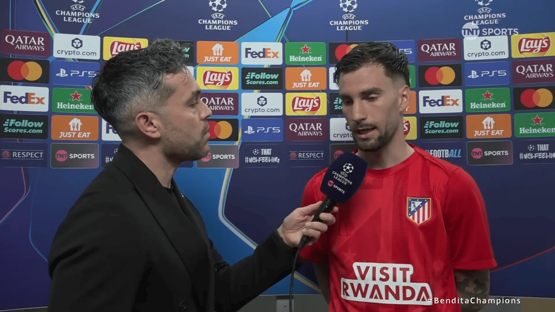 爱游戏官方入口-巴埃纳：昨天球队专门训练了任意球，阿尔瓦雷斯一个都没进